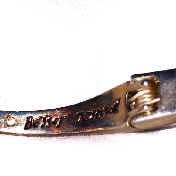 Betsey Johnson Floral Cuff w/ Rhinestones - Picture 4 of 5